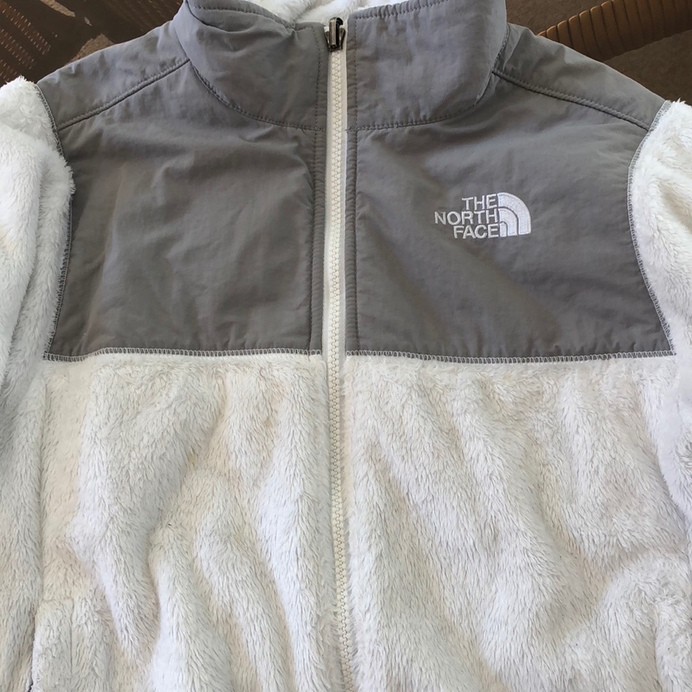 Girls Large White NorthFace jacket